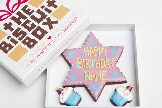 birthday star shaped biscuit which you can personalise with a name. Birthday cookie in a box to send through the post